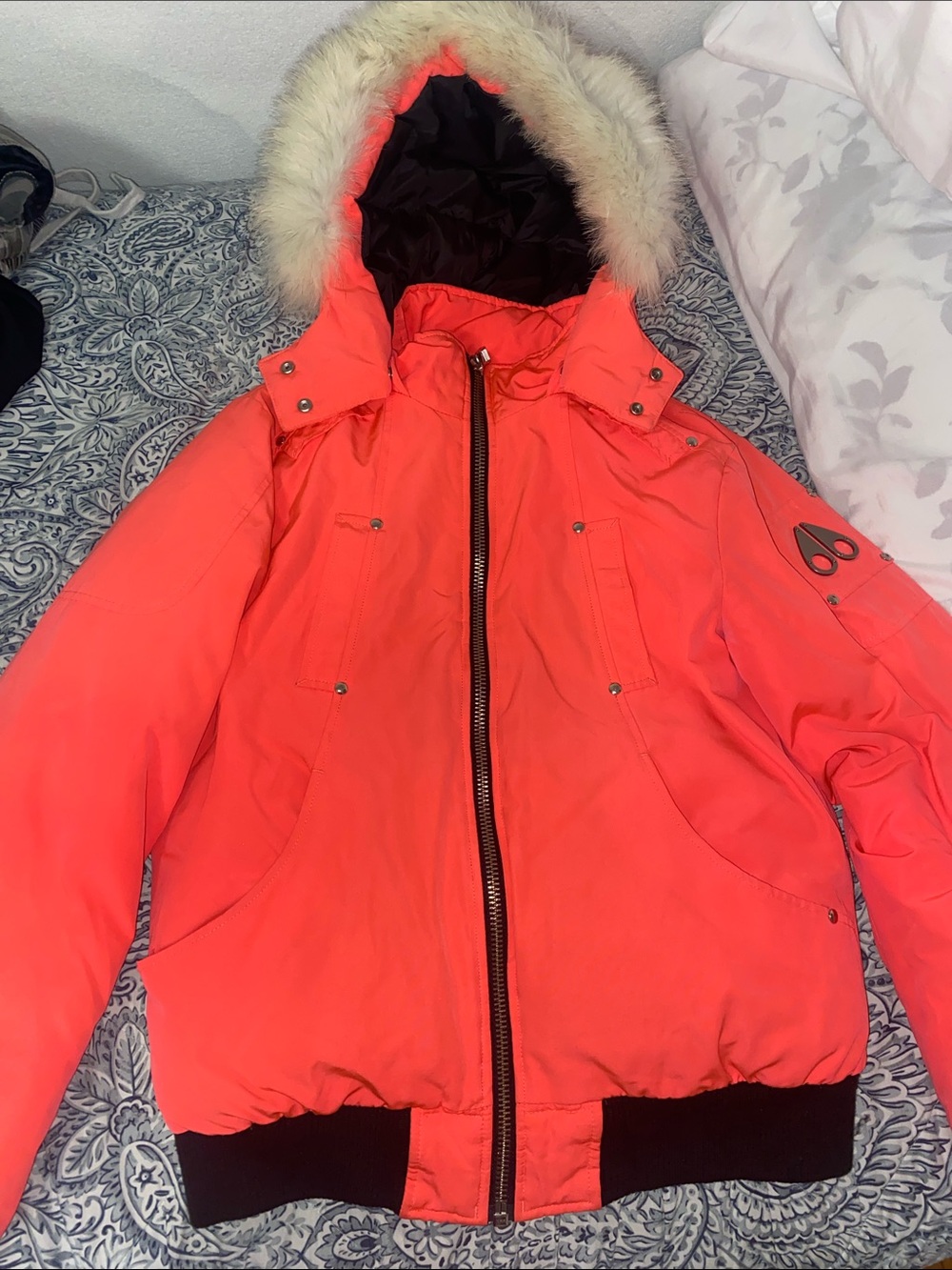 Neon pink moose knuckles jacket size XL/TG